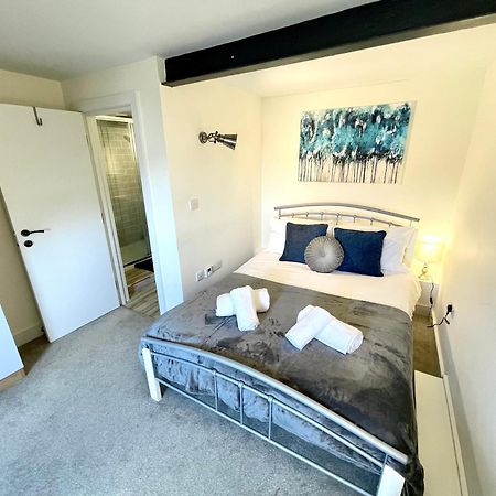 New Executive Apartment Perfect For Contractors & Pilots Bishop's Stortford Dış mekan fotoğraf